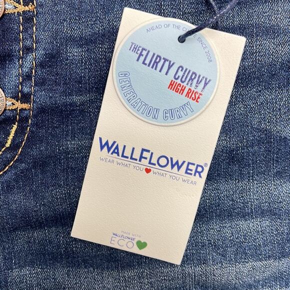 WALLFLOWER Women’s 3 /26 HIGH RISE CURVY CROP Button Fly Blue Jeans - Picture 4 of 4